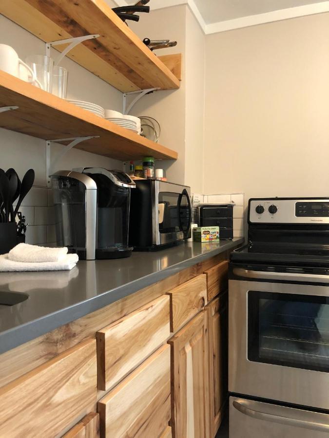 Updated + Clean Motel Room At The Base Of Mt Hood! Mount Hood Village Exterior foto